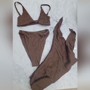 Sanori Brown Knotted Basalu Top, Bottom, & Sorong Set. Small/medium